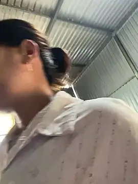 Linaannn online show from April 2026 02:37:02 AM