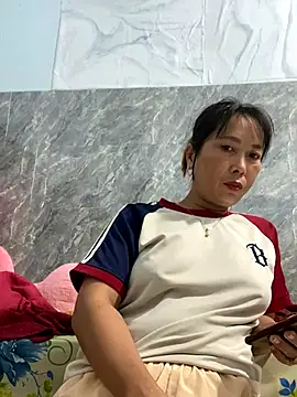 Snapshot of Linaannn chatting on November 2025 11:19:02 PM Linaannn online show from November 2025 11:19:02 PM