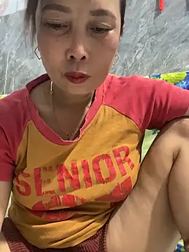 Linaannn online show from March 2026 05:51:02 AM