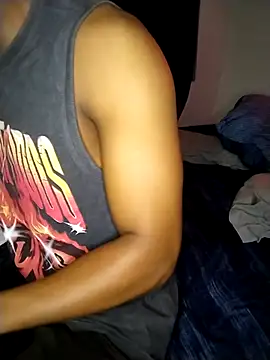 Convertiblechulo online show from March 2026 03:07:01 AM