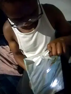 Convertiblechulo online show from April 2026 09:32:02 PM