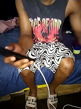 Convertiblechulo online show from March 2026 10:44:01 PM