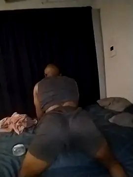 Convertiblechulo online show from February 2026 11:02:02 PM