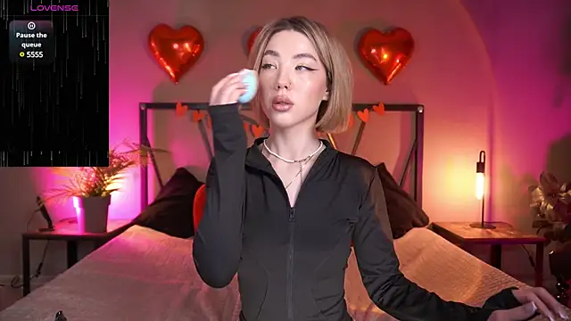 LindaThacker online show from February 2025 05:16:01 AM