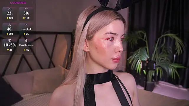 LindaThacker online show from April 2026 03:35:01 AM