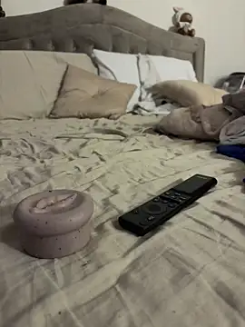 esteraulxxx online show from February 2026 12:17:01 PM