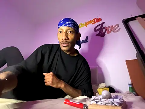 esteraulxxx online show from December 2024 09:06:02 PM