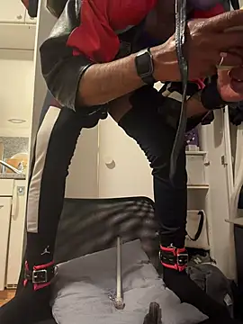 esteraulxxx online show from December 2025 06:18:02 PM