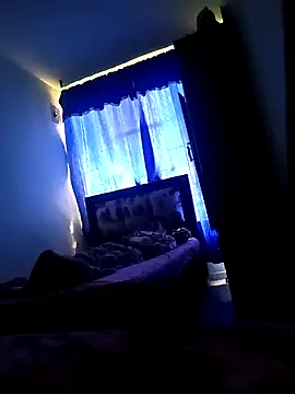 alexmoragomez online show from April 2026 02:02:02 PM