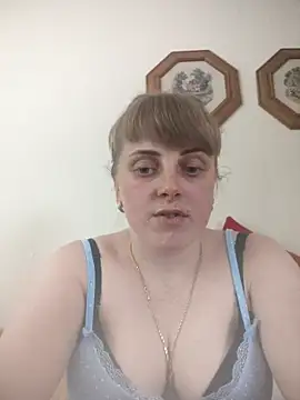 CoddessCrystal online show from May 2026 02:01:01 PM