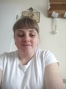 Snapshot of CoddessCrystal chatting on February 2026 09:40:01 AM CoddessCrystal online show from February 2026 09:40:01 AM