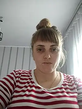 CoddessCrystal online show from November 2025 10:07:01 AM