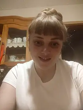 Snapshot of CoddessCrystal chatting on February 2026 06:42:01 AM CoddessCrystal online show from February 2026 06:42:01 AM