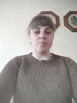 CoddessCrystal online show from April 2026 02:36:02 PM