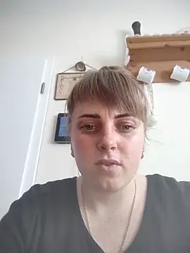 CoddessCrystal online show from May 2026 07:54:02 AM