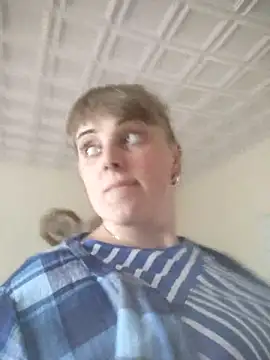 CoddessCrystal online show from May 2026 01:18:02 PM