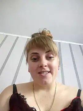 CoddessCrystal online show from October 2025 09:18:02 AM