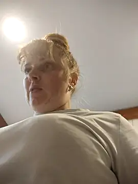 CoddessCrystal online show from September 2025 08:43:02 AM