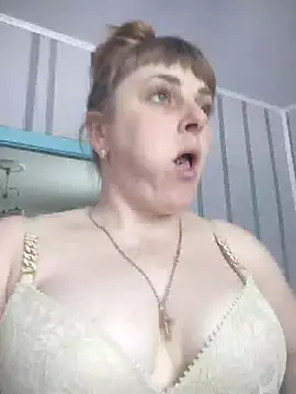 Snapshot of CoddessCrystal chatting on January 2026 10:30:02 AM CoddessCrystal online show from January 2026 10:30:02 AM