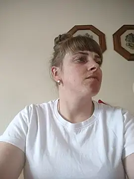 CoddessCrystal online show from April 2026 12:23:01 PM