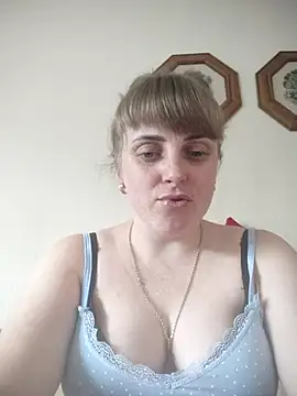 CoddessCrystal online show from June 2026 01:01:02 PM