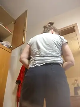 CoddessCrystal online show from March 2026 06:25:02 AM