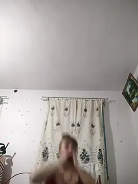 CoddessCrystal online show from December 2025 04:28:01 AM