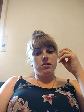 CoddessCrystal online show from September 2025 11:11:01 AM