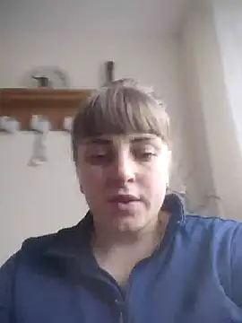 Snapshot of CoddessCrystal chatting on February 2026 08:25:04 AM CoddessCrystal online show from February 2026 08:25:04 AM