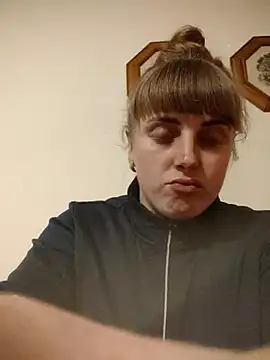 Snapshot of CoddessCrystal chatting on February 2026 07:03:01 PM CoddessCrystal online show from February 2026 07:03:01 PM