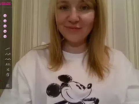 urbadkitty online show from January 2025 01:55:02 PM