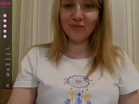 urbadkitty online show from March 2025 01:35:02 PM