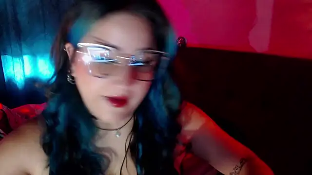 luna palmerau online show from July 2026 02:56:01 PM