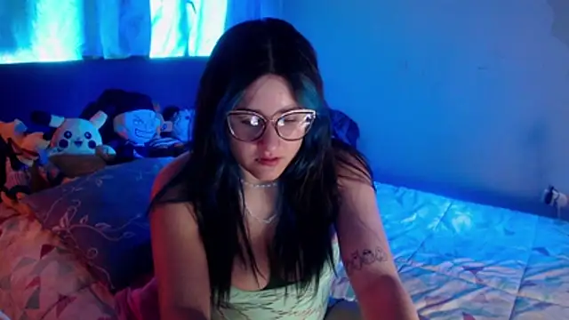luna palmerau online show from June 2026 02:39:02 PM