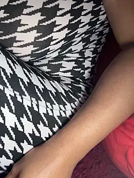Snapshot of RoxiRedXXX chatting on May 2026 05:20:02 PM RoxiRedXXX online show from May 2026 05:20:02 PM