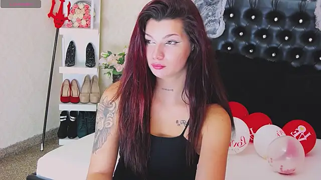 Allisonn223 online show from November 2025 01:27:02 PM