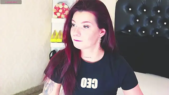 Allisonn223 online show from May 2026 12:19:01 PM