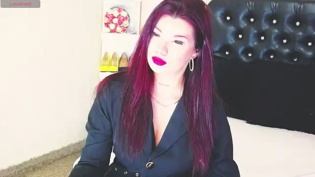 Allisonn223 online show from May 2026 12:20:01 PM