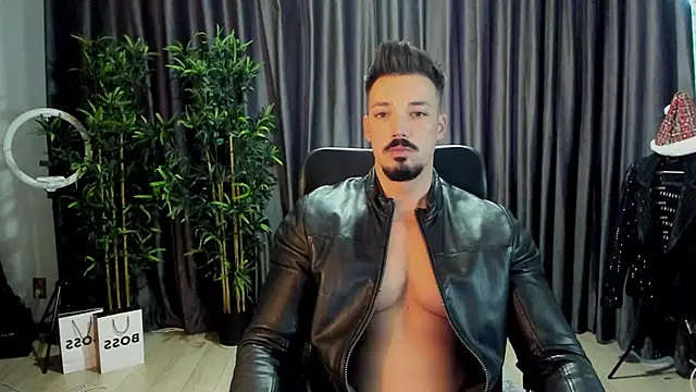 Snapshot of HaydenSpearss chatting on November 2025 08:03:02 AM HaydenSpearss online show from November 2025 08:03:02 AM