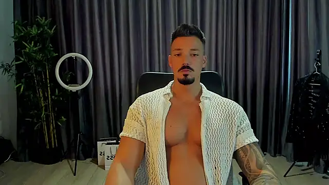 HaydenSpearss online show from May 2026 06:42:02 AM