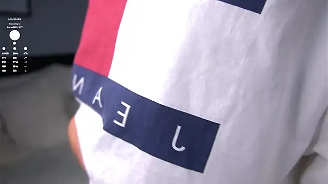 PiquingOgalala online show from October 2025 01:06:02 AM