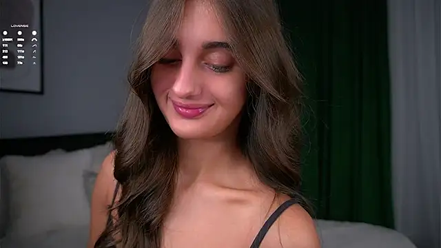 PiquingOgalala online show from November 2025 01:06:02 AM