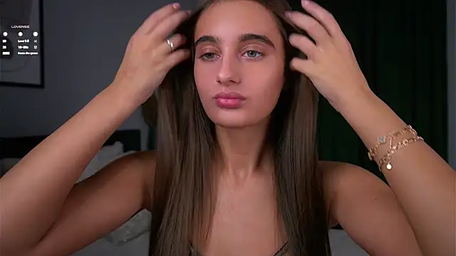 PiquingOgalala online show from November 2025 01:05:01 AM