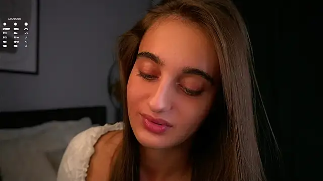 PiquingOgalala online show from November 2025 01:10:02 AM