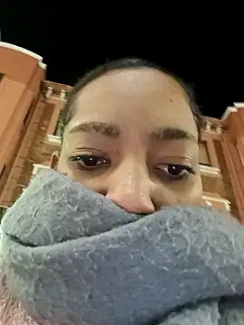 Laanegraofficial  online show from December 2024 07:38:01 PM