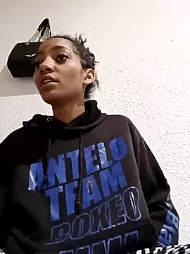 Laanegraofficial  online show from January 2025 07:04:01 PM