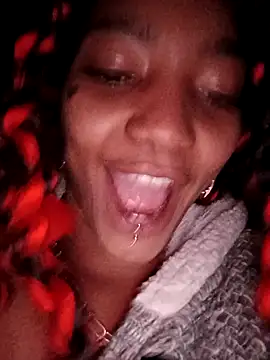 Laanegraofficial  online show from December 2024 09:20:01 PM