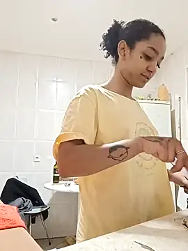 Laanegraofficial  online show from February 2025 06:09:02 PM