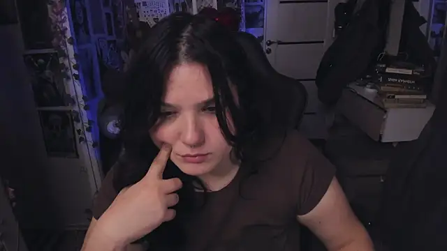 Snapshot of Diasporaaa chatting on October 2025 01:49:01 AM Diasporaaa online show from October 2025 01:49:01 AM