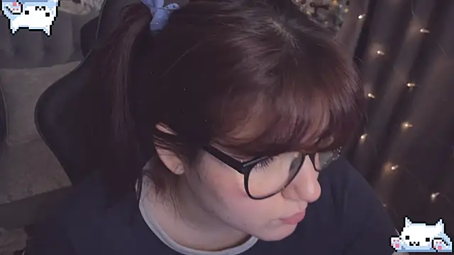 Snapshot of Diasporaaa chatting on January 2025 12:09:02 AM Diasporaaa online show from January 2025 12:09:02 AM